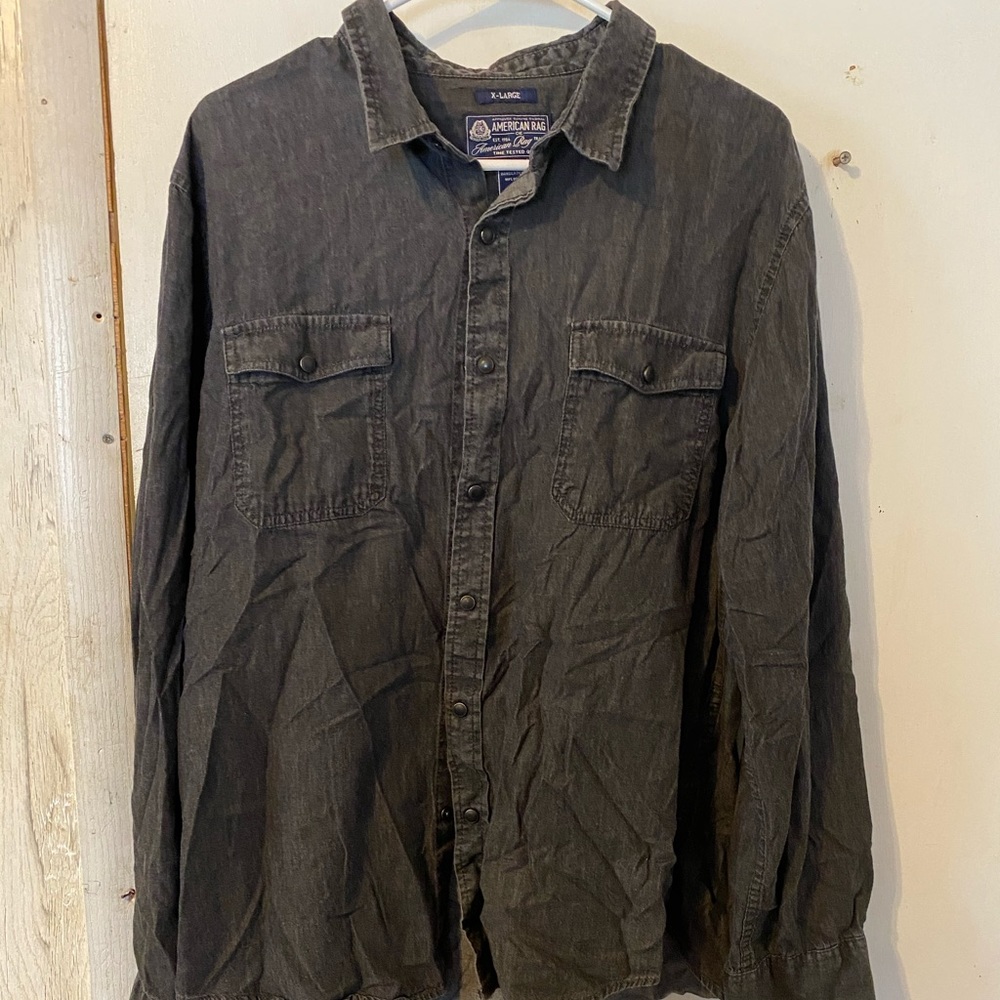 Men’s American Rag XL long-sleeve shirt